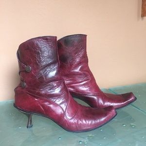 Cydwoq - Burgundy Boots (7.5)